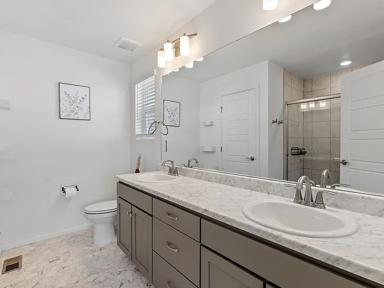17943 E 103rd Ave — Photo 32