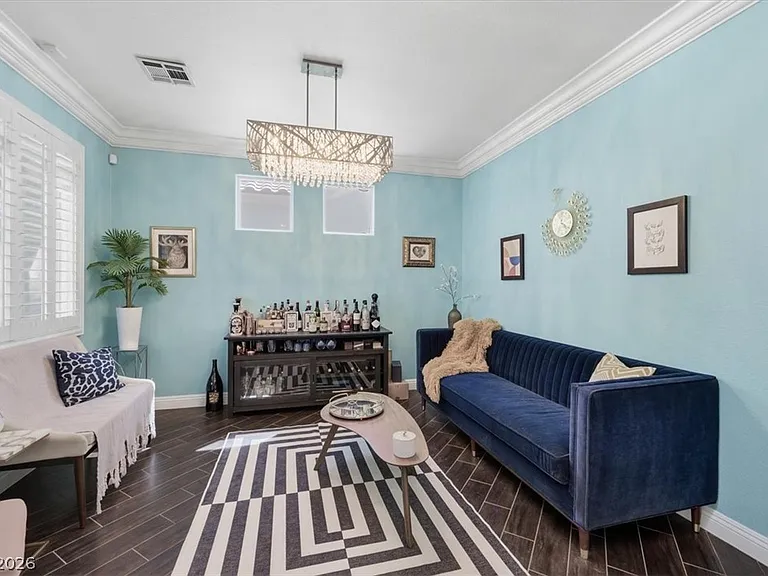 5397 Esparon Ave — Photo 6