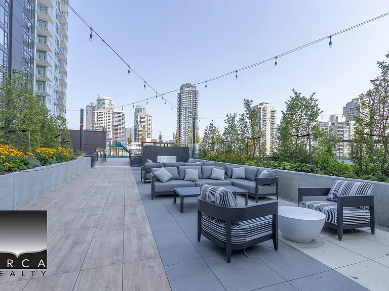 4168 Lougheed Hwy #1804 — Photo 18