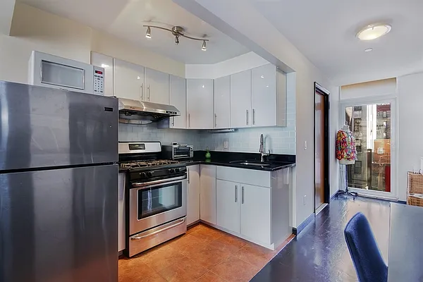 Rented by Corcoran | media 11