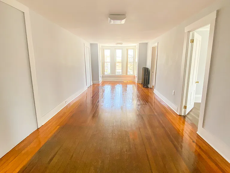342 Main St #B — Photo 4
