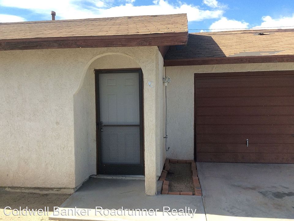 1st image of 6735 Mesquite Dr