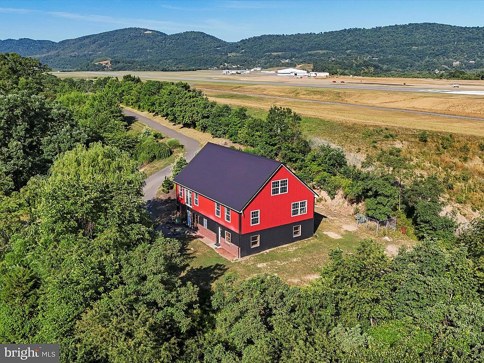 1st image of 160 Shady Hill Ln