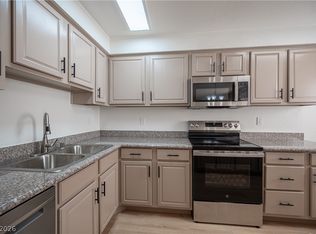 4381 Alexis Dr Unit 332, Las Vegas, NV 89103