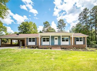 664 Sanford Ave, Mocksville, NC 27028