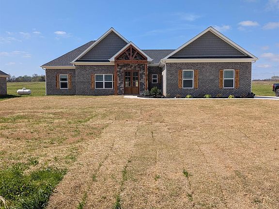 2nd image of 114 Treva Ln