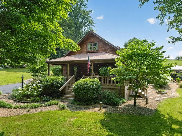 19308 Tulip Tree Ln, Meadowview, VA 24361