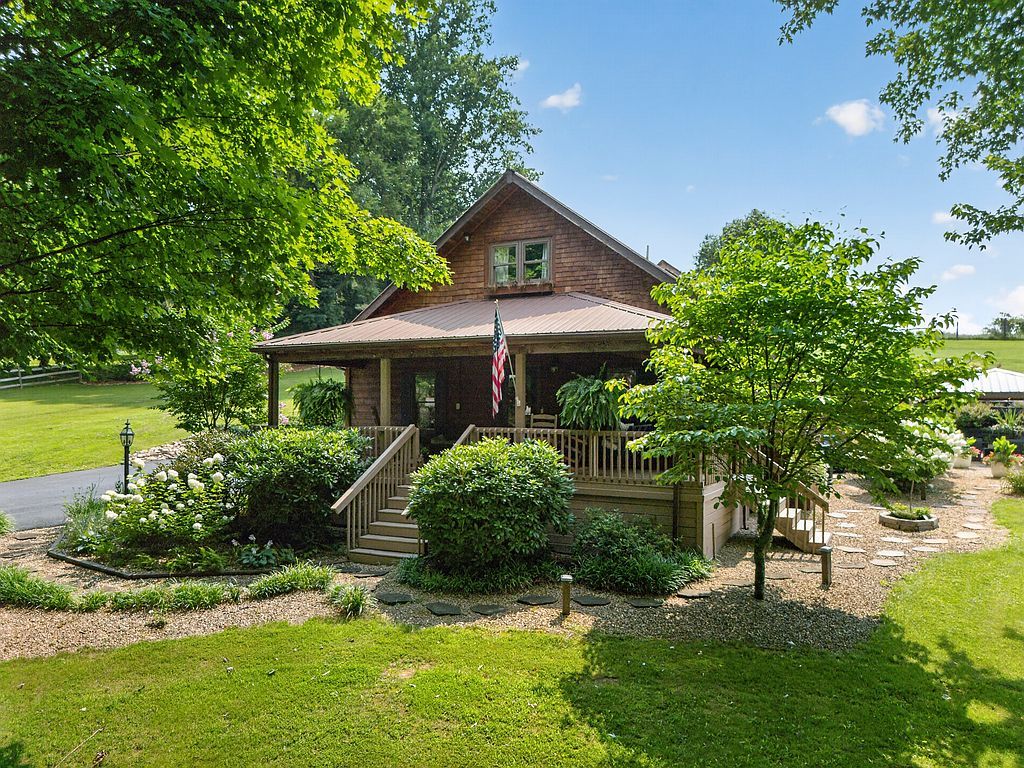 19308 Tulip Tree Ln - Property Image