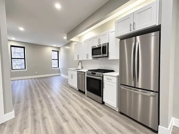 56 Ft Washington Avenue image 1 of 11