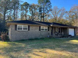 196 Clara St, Cowarts, AL 36321