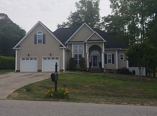 108 Grand Stand Ln, Angier, NC 27501