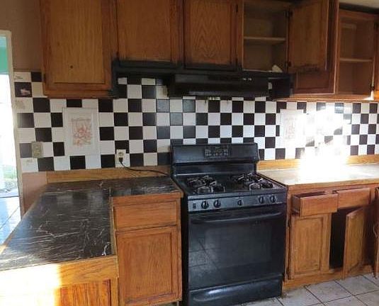 5th image of 1420 Wesmoreland Ave