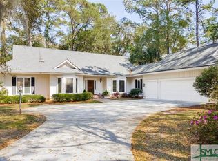 2 Hopscotch Ln, Savannah, GA 31411
