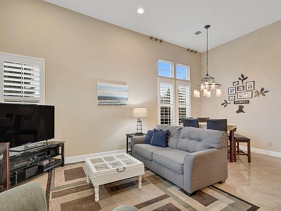 4th image of 1049 N Station Drive