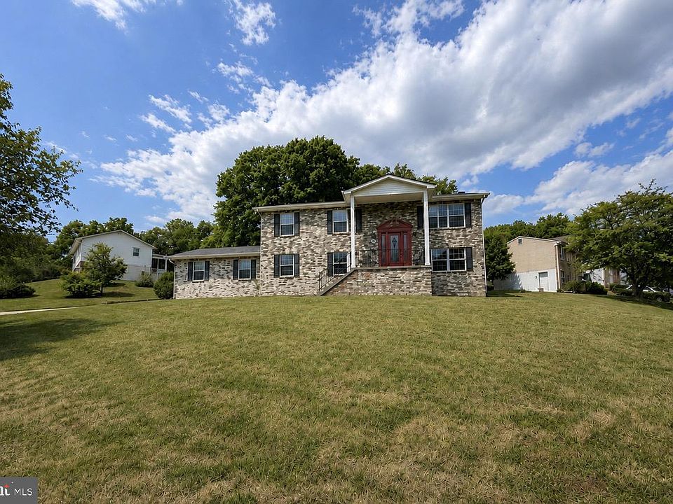 1st image of 1512 Jomar Dr