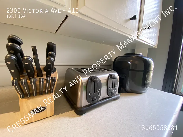 2305 Victoria Ave #410 — Photo 17
