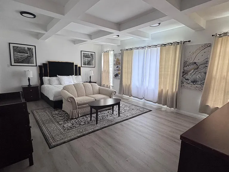 3910 James Rd — Photo 15