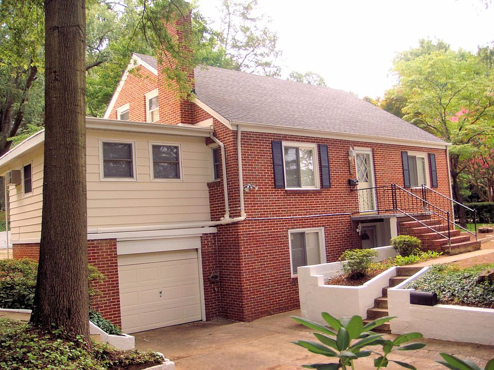 2 Story All Brick One Block Off Hillsborough Street