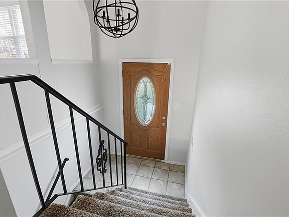 3rd image of 1917 SE Abbey St