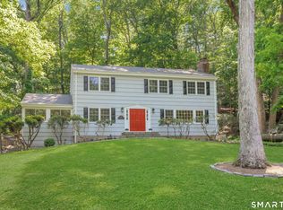 8 Mountain Trail, Stamford, CT 06903
