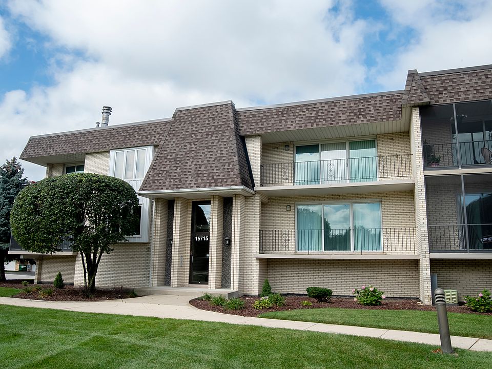 1st image of 15715 Brassie Ct APT 2N