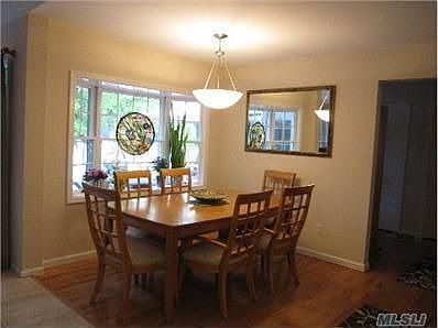 5th image of 23 Catalpa Ln