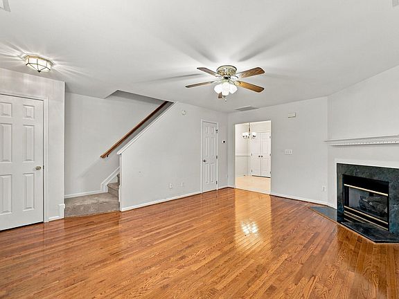 5th image of 2220 Turtle Point Dr
