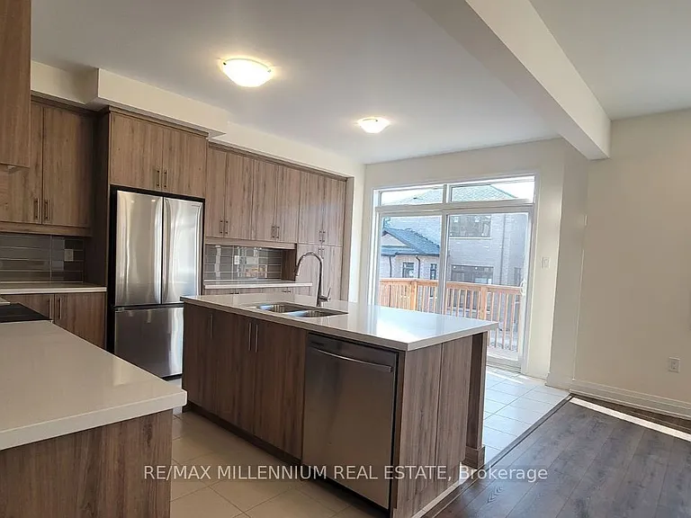 22 Daffodil Rd — Photo 3
