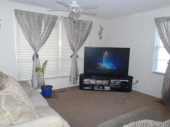 lots of furniture still room