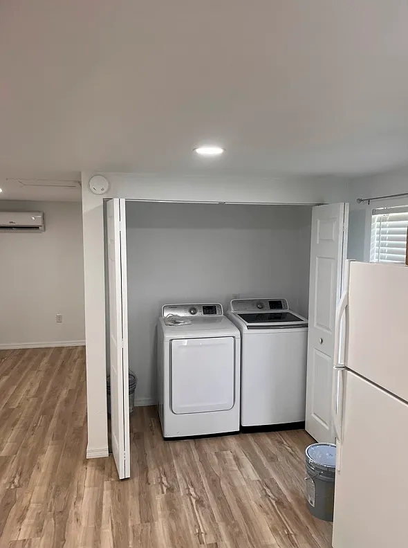 515 W Orange St — Photo 4