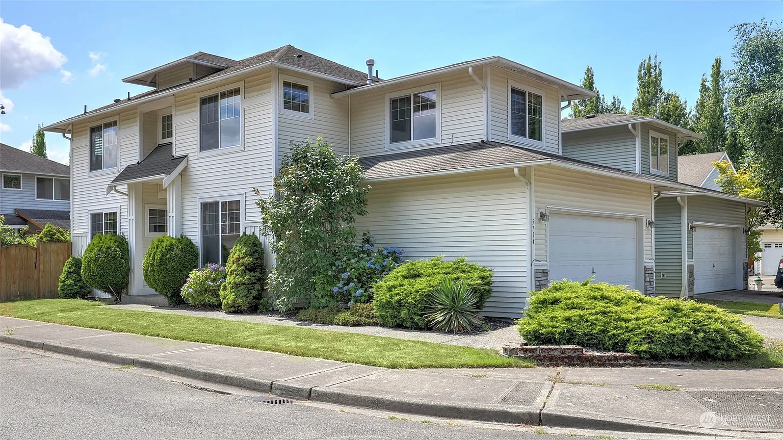5714 28th Street E photo 1