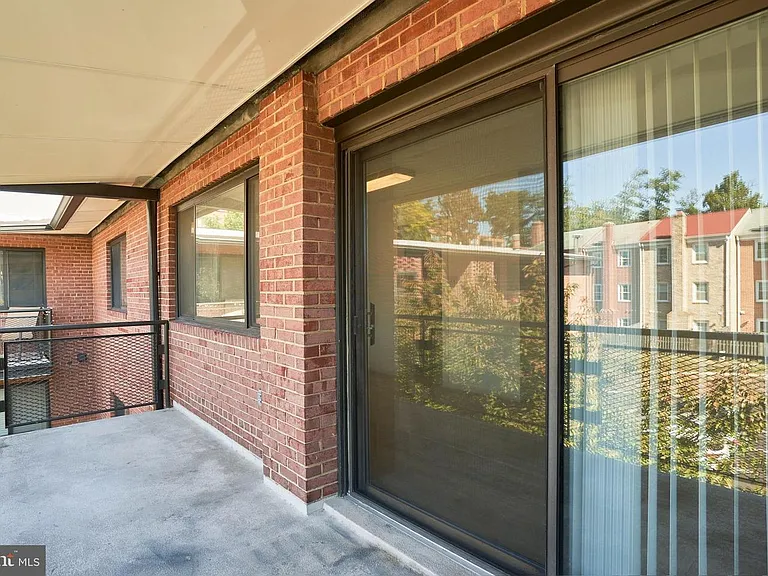 4371 Lee Hwy — Photo 23