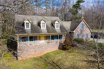 1st image of 5611 Marilyn Dr