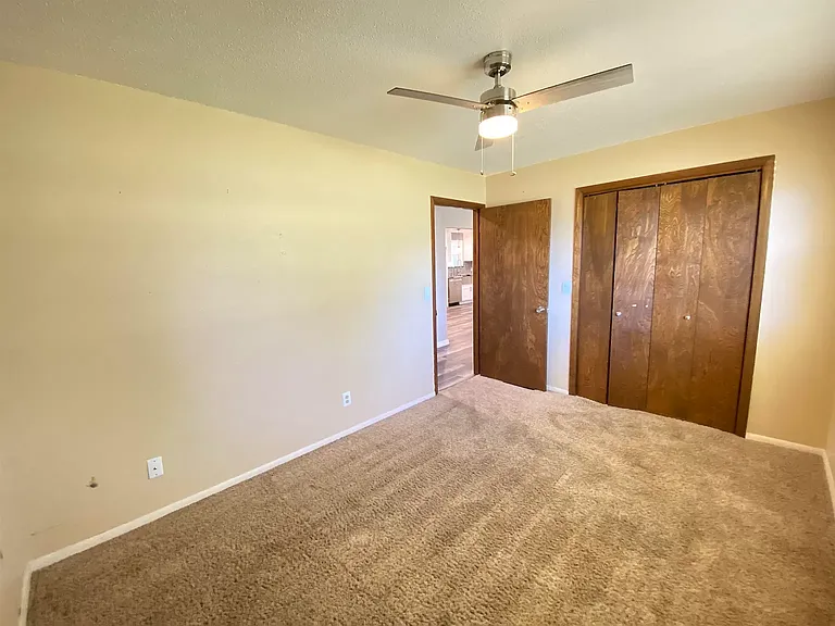 4836 Sunnyslope Dr — Photo 4