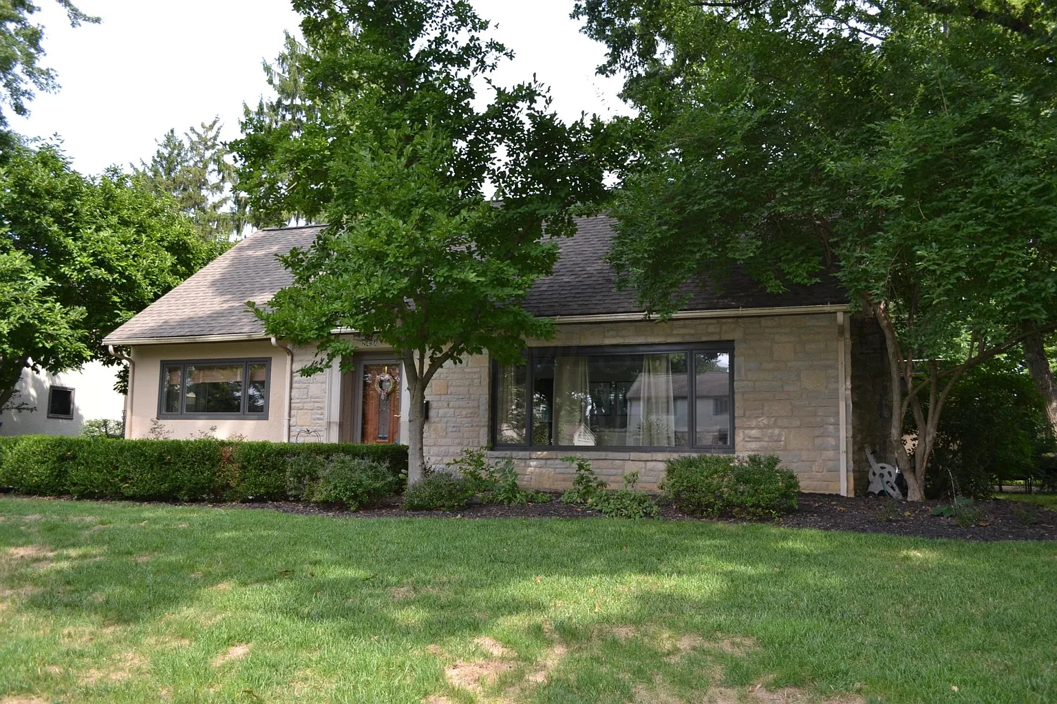 2434 Dorset Rd photo 1