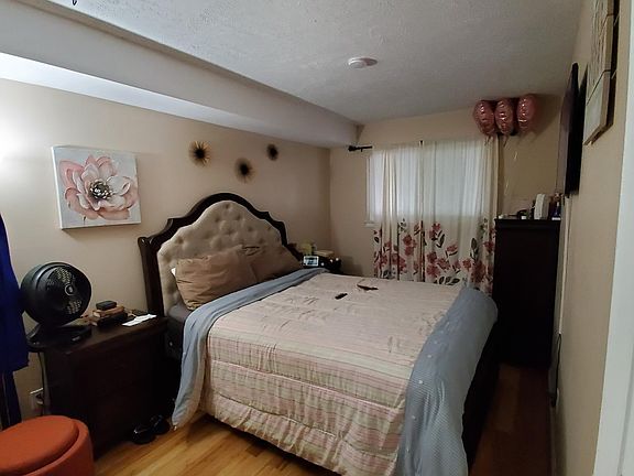 4th image of 148-33 Weller Ln