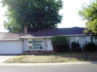 402 E Benjamin Holt Dr, Stockton, CA 95207