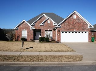 1240 E Cadron Gap Rd, Conway, AR 72032