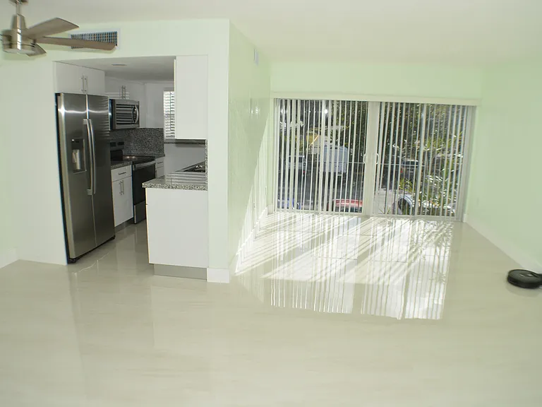 9300 W Flagler St #229 — Photo 5