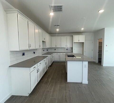 5th image of 5030 W BERYL Avenue