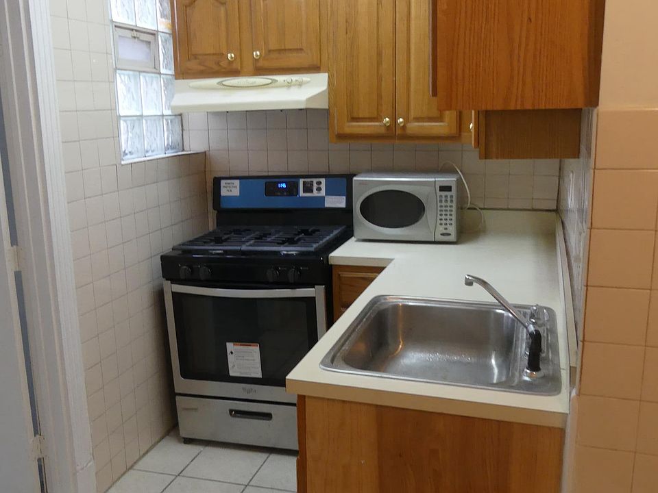 1st image of 1304 S 22nd St #1
