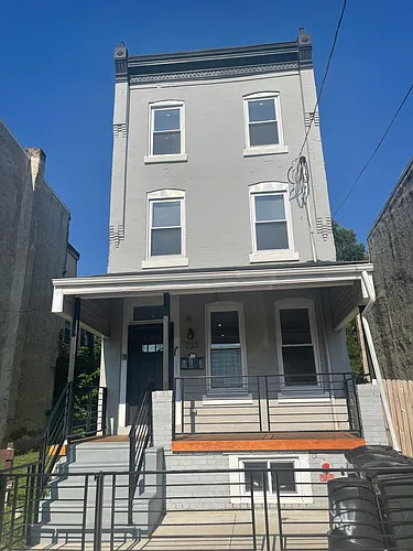 733 N 44th St #1 Photo 1