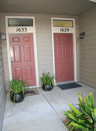 3rd image of 1629 Parkview Green Cir