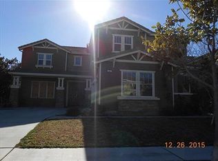 15611 N Peak Ln, Fontana, CA 92336