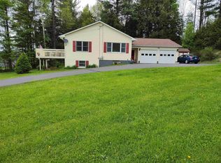 191 Middle Rd, Graniteville, VT 05654