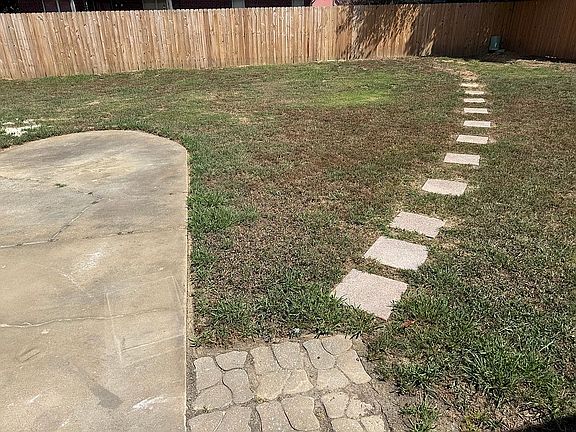 4th image of 7150 Dunbarton Dr