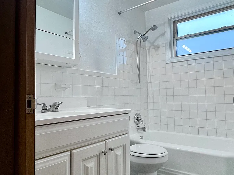 17105 Madison Ave #2 — Photo 10