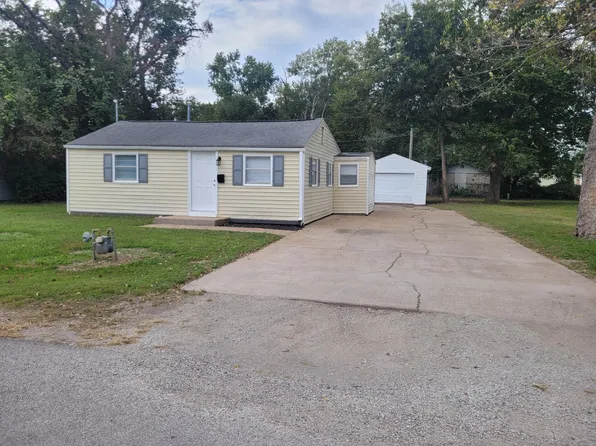 1821 C St NE, Miami, OK 74354