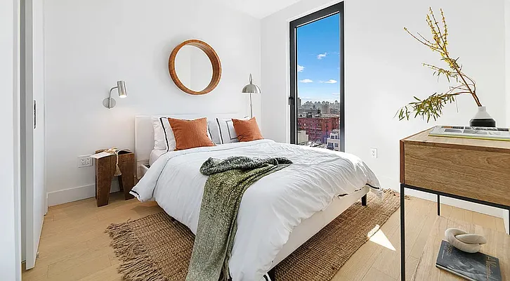 Rented by West 124th Manager LLC | media 31