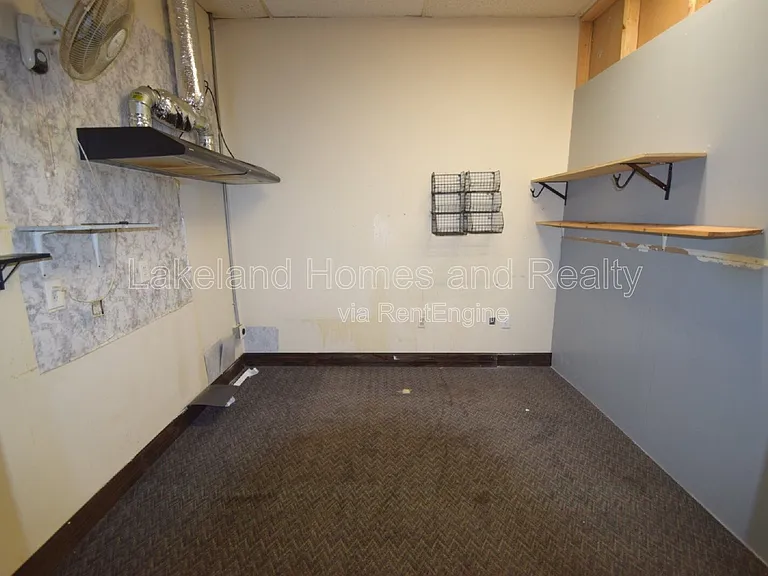 835 N Lake Parker Ave — Photo 6